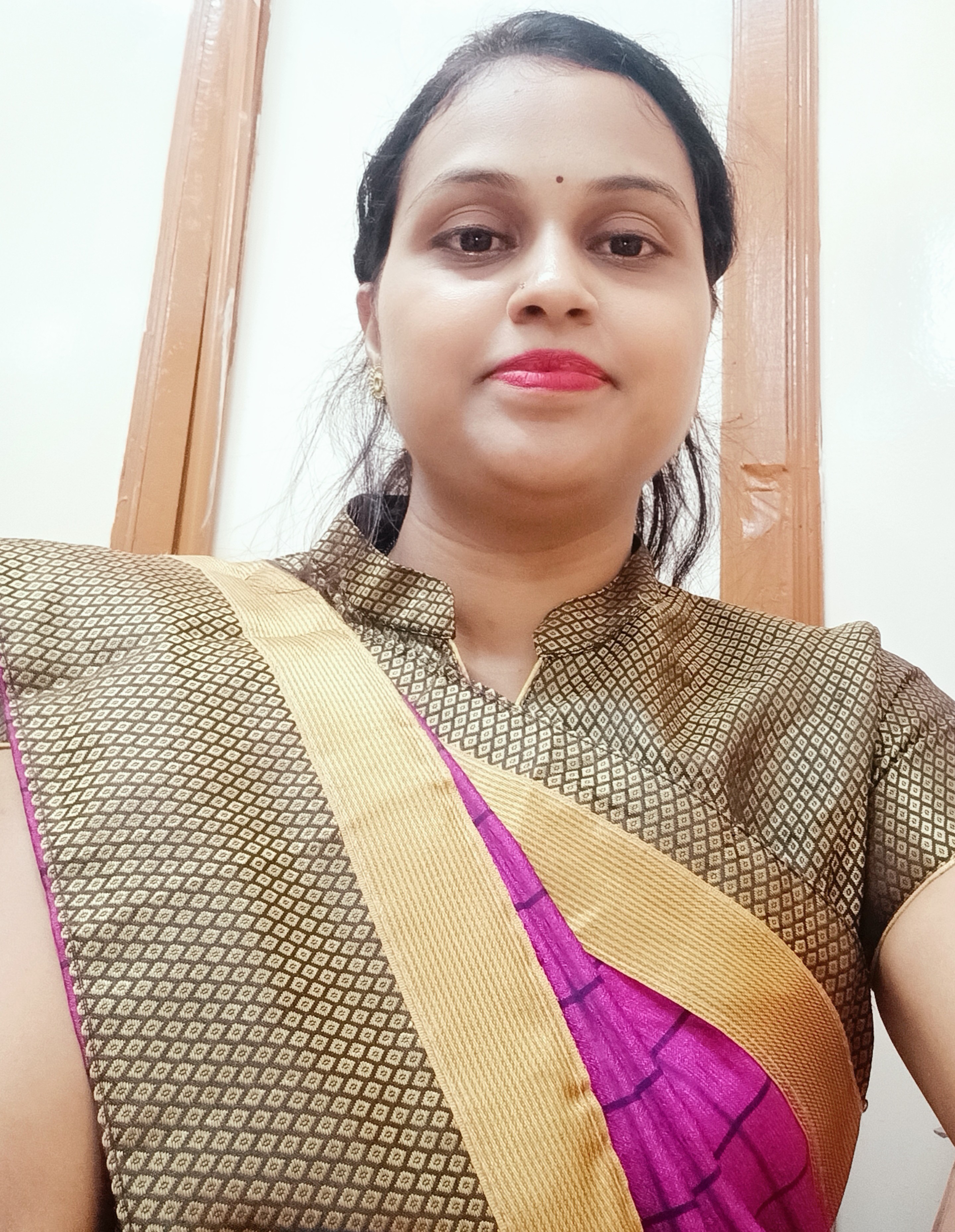 MS. RUPALI SHINDE